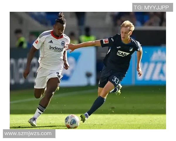 足球明星后代同场竞技展现天赋与梦想的精彩对决